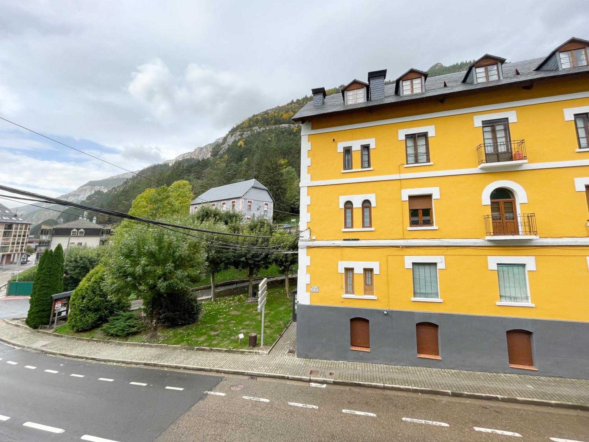 Apartamentos Canfranc 3000 エクステリア 写真